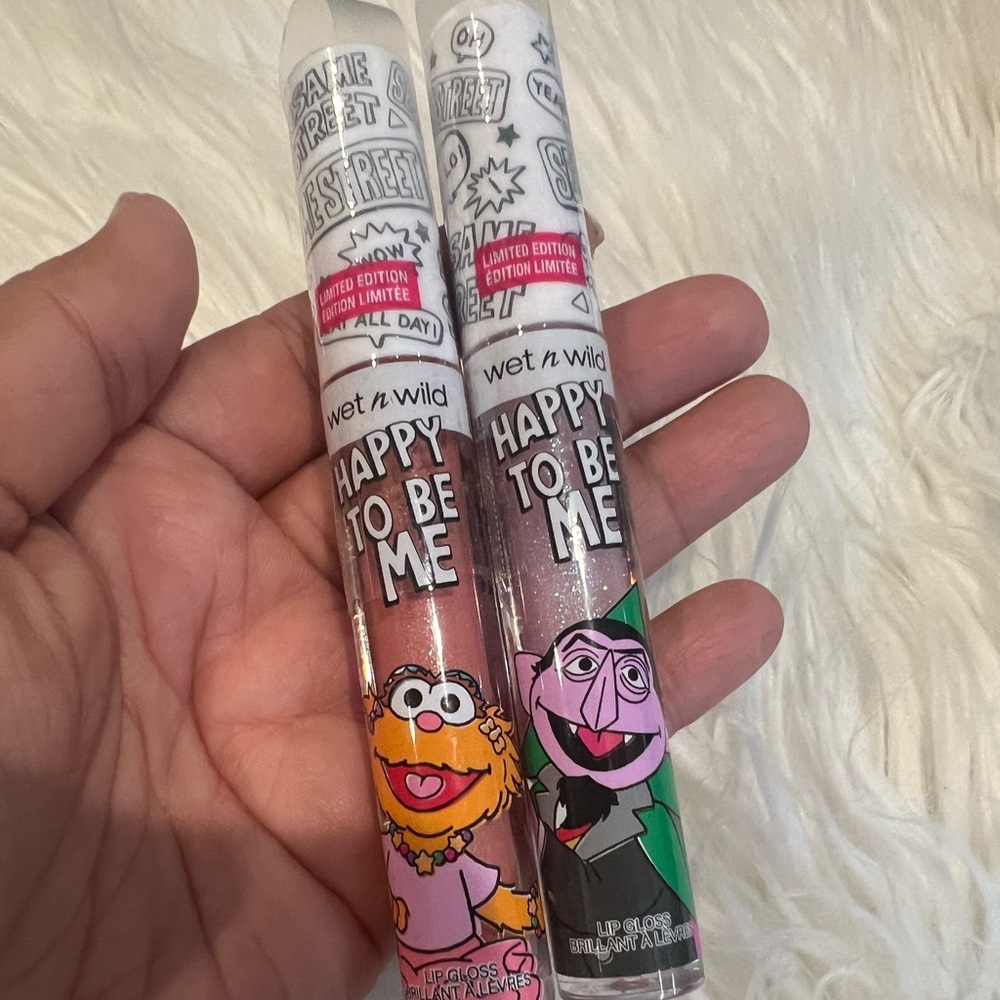 Wet n wild Sesame street lip gloss bundle